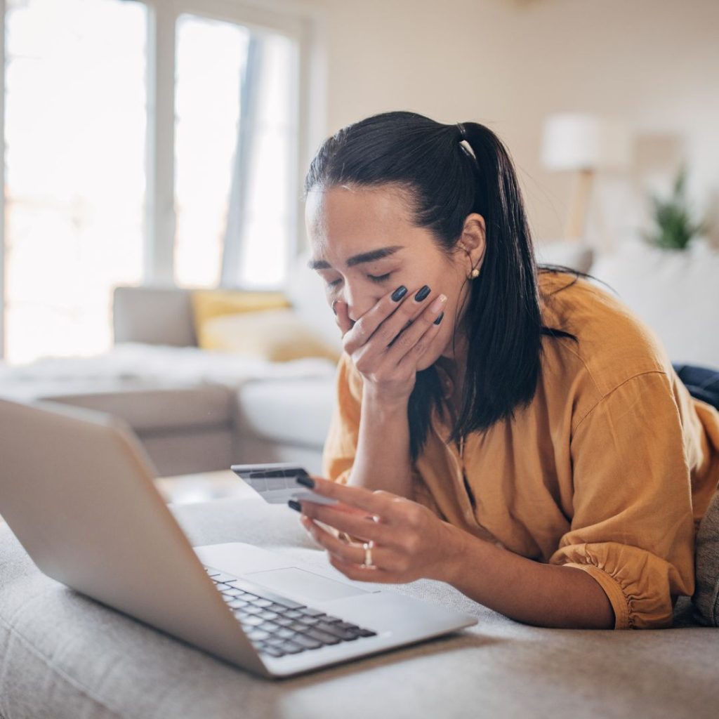 Lady scammed online